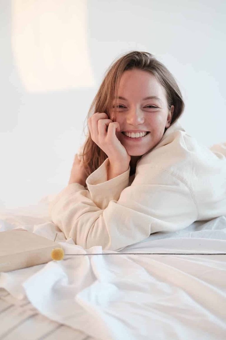 Makyajda Uzun Süren Etki: Kalıcı Güzellik İpuçları